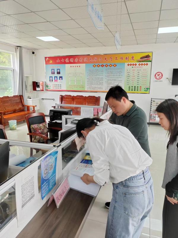 【專區(qū)建設(shè)和村（居）務(wù)公開】縣政務(wù)公開辦組織開展政務(wù)公開專區(qū)建設(shè)和村（居）務(wù)公開工作調(diào)研活動